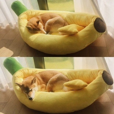 Total Banane, das kuschlige Hundebettchen in Bananenform